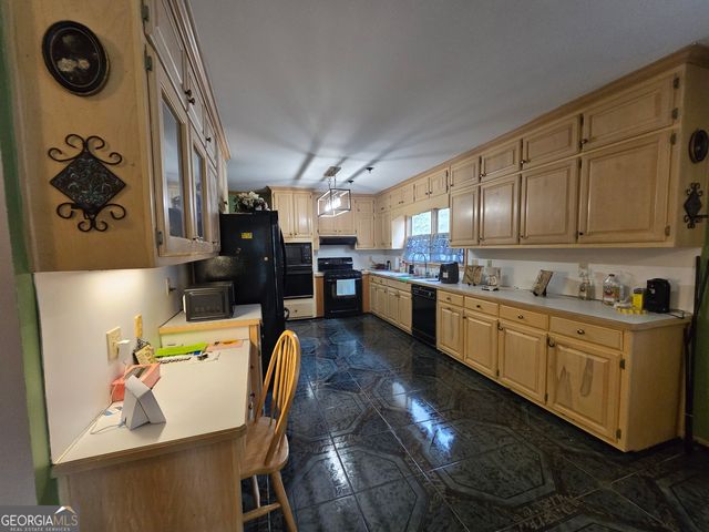 7336 Waters Edge Drive, Stone Mountain, GA 30087