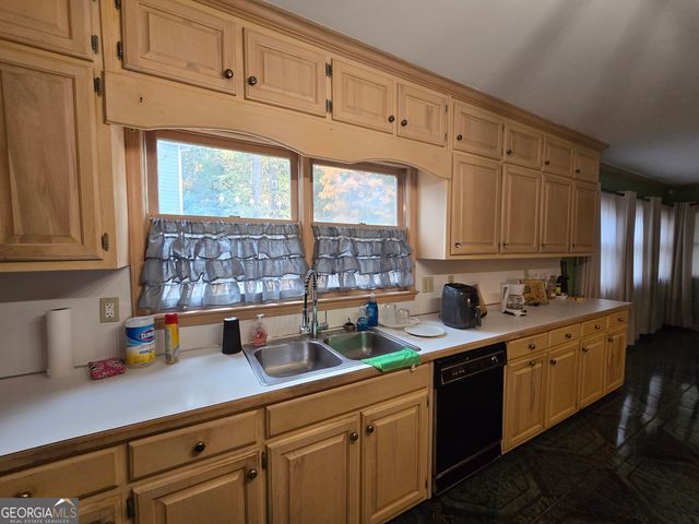 7336 Waters Edge Drive, Stone Mountain, GA 30087