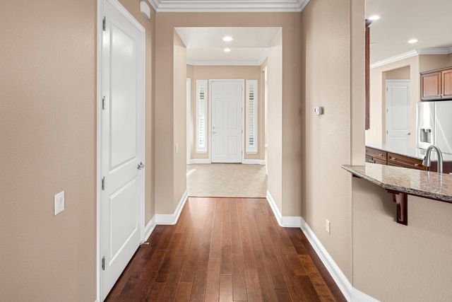 2446 Langtree Dr, Roseville, CA 95747