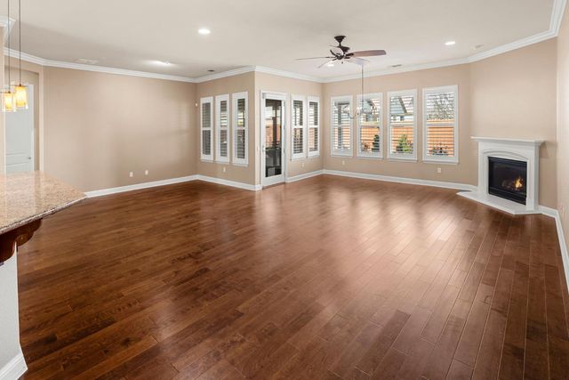 2446 Langtree Dr, Roseville, CA 95747