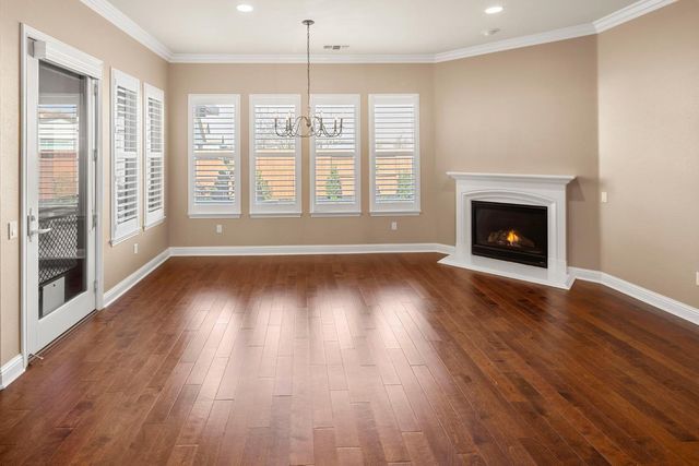 2446 Langtree Dr, Roseville, CA 95747