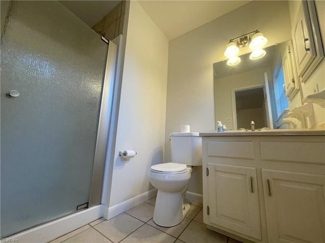 621 Bethune DR, Virginia Beach, VA 23452