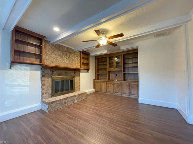 621 Bethune DR, Virginia Beach, VA 23452