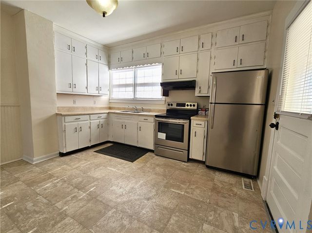 74 Conner St, Dillwyn, VA 23936