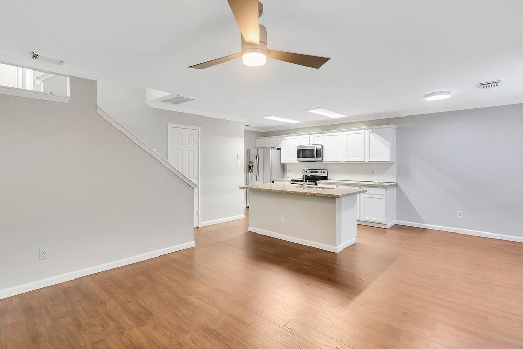 26 Timberstar, The Woodlands, TX 77382