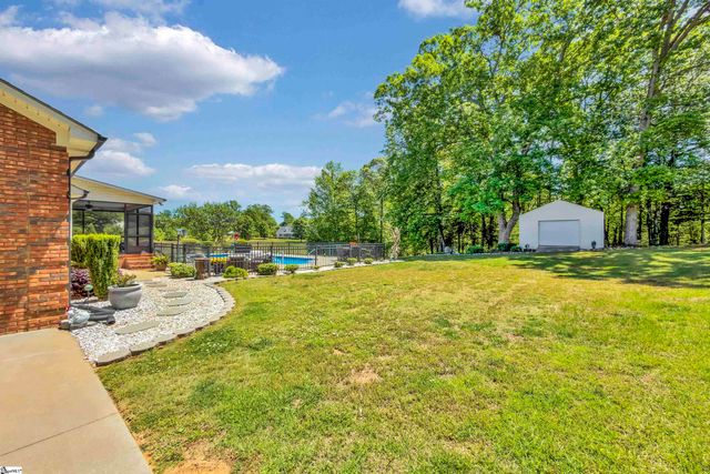635 Dacusville Road, Marietta, SC 29661