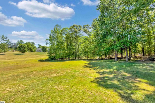 635 Dacusville Road, Marietta, SC 29661