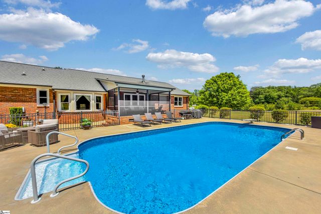 635 Dacusville Road, Marietta, SC 29661