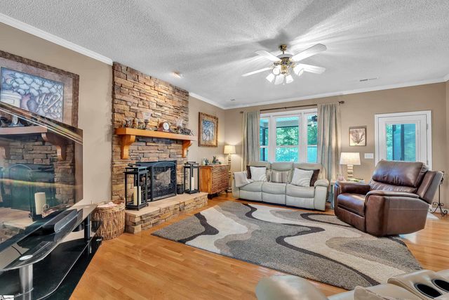 635 Dacusville Road, Marietta, SC 29661
