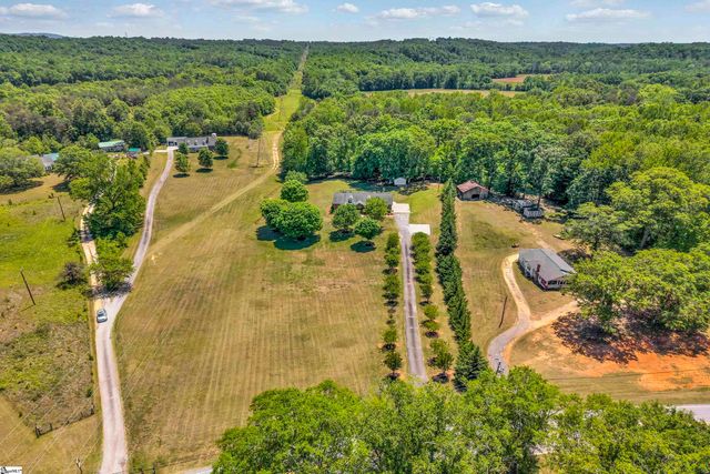 635 Dacusville Road, Marietta, SC 29661