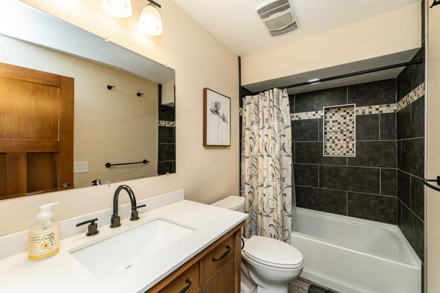 5731 Lancaster Place NW, Rochester, MN 55901