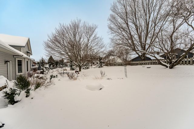 5731 Lancaster Place NW, Rochester, MN 55901