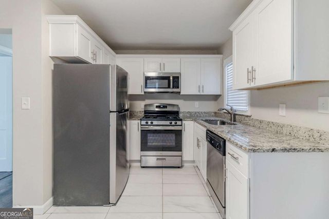 2446 Lynn Iris Drive, Decatur, GA 30032