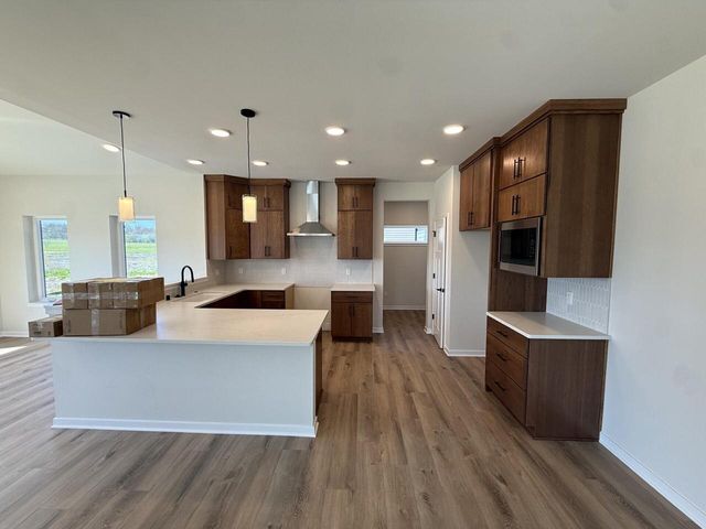 N66W25683 Big Sky DRIVE, Sussex, WI 53089