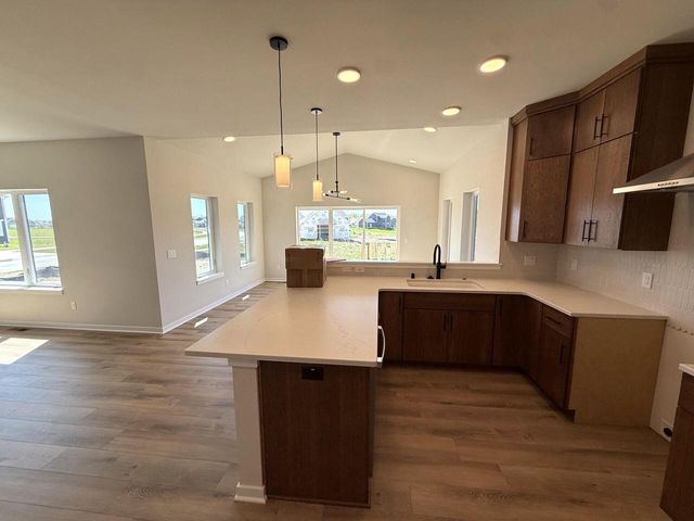 N66W25683 Big Sky DRIVE, Sussex, WI 53089