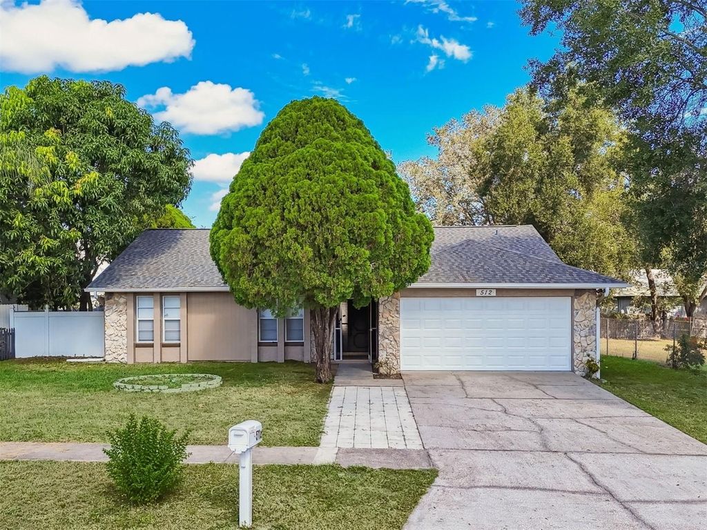512 MAHOGANY DRIVE, Seffner, FL 33584
