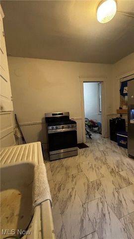 1616 E 93rd Street, Cleveland, OH 44106