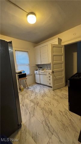 1616 E 93rd Street, Cleveland, OH 44106