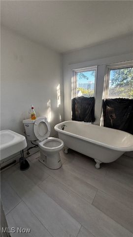 1616 E 93rd Street, Cleveland, OH 44106