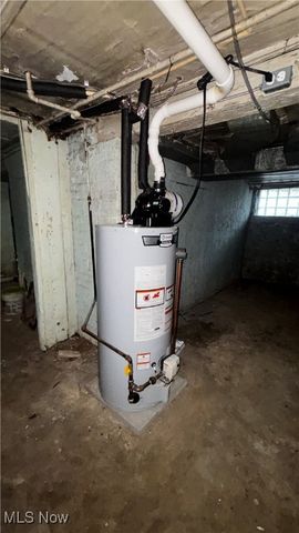 1616 E 93rd Street, Cleveland, OH 44106