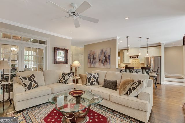 180 Shoreline Circle, Newnan, GA 30263