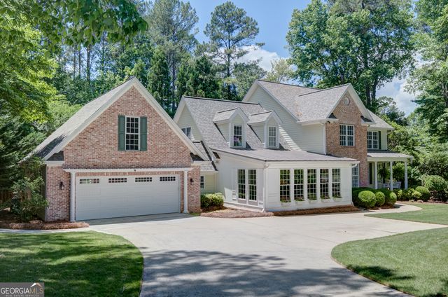 180 Shoreline Circle, Newnan, GA 30263
