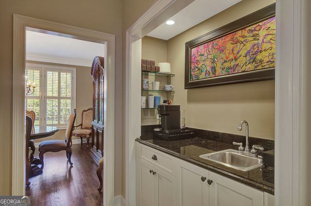 180 Shoreline Circle, Newnan, GA 30263