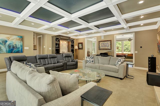180 Shoreline Circle, Newnan, GA 30263