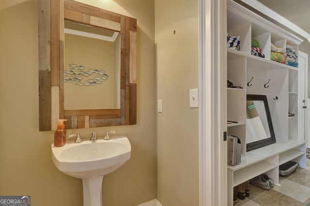 180 Shoreline Circle, Newnan, GA 30263