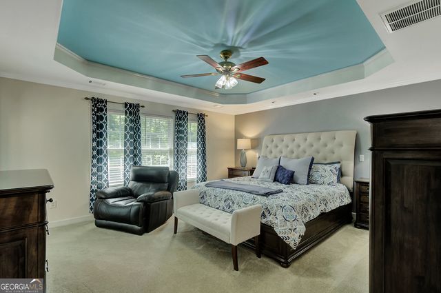 180 Shoreline Circle, Newnan, GA 30263