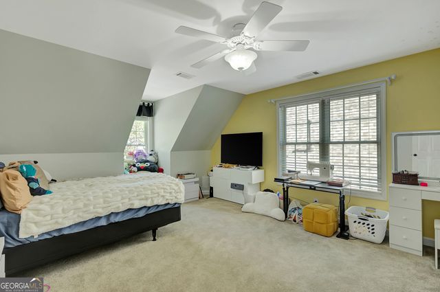 180 Shoreline Circle, Newnan, GA 30263