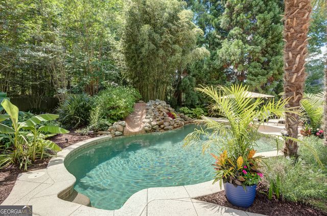 180 Shoreline Circle, Newnan, GA 30263