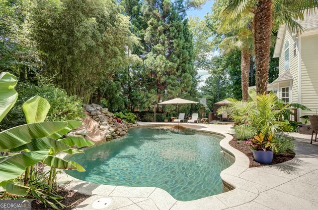 180 Shoreline Circle, Newnan, GA 30263