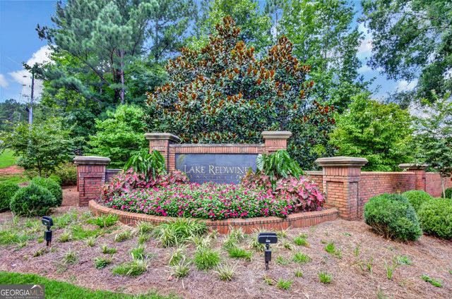 180 Shoreline Circle, Newnan, GA 30263