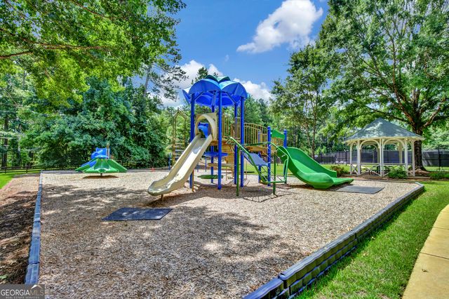180 Shoreline Circle, Newnan, GA 30263
