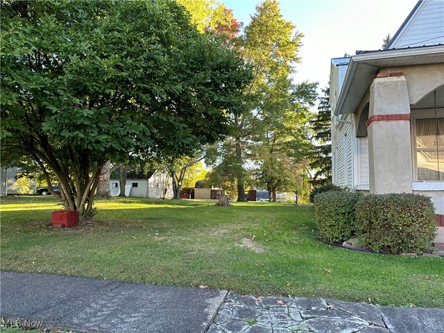 407 High Street, Woodsfield, OH 43793