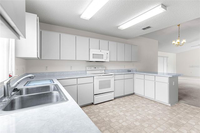 6185 SW 84TH STREET, Ocala, FL 34476