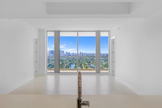 153 N Seabreeze 2503-S, Fort Lauderdale, FL 33304