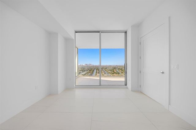 153 N Seabreeze 2503-S, Fort Lauderdale, FL 33304