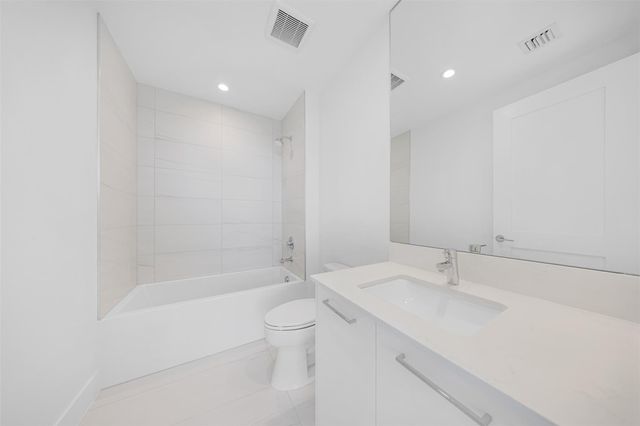 153 N Seabreeze 2503-S, Fort Lauderdale, FL 33304