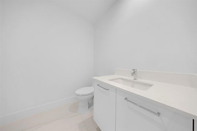 153 N Seabreeze 2503-S, Fort Lauderdale, FL 33304