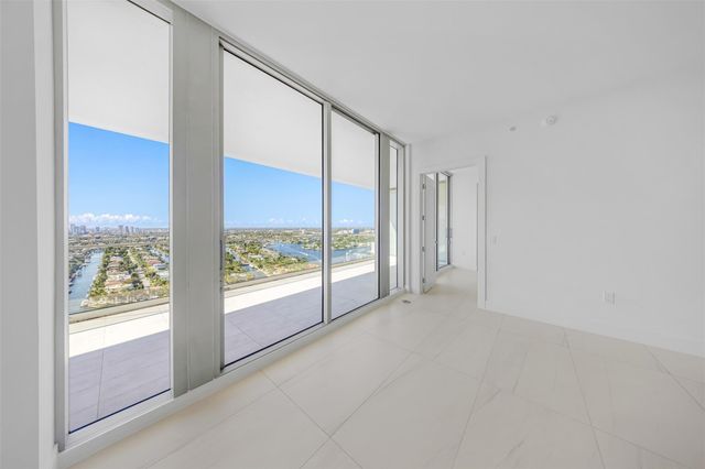 153 N Seabreeze 2503-S, Fort Lauderdale, FL 33304