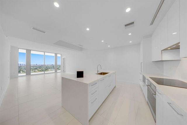 153 N Seabreeze 2503-S, Fort Lauderdale, FL 33304