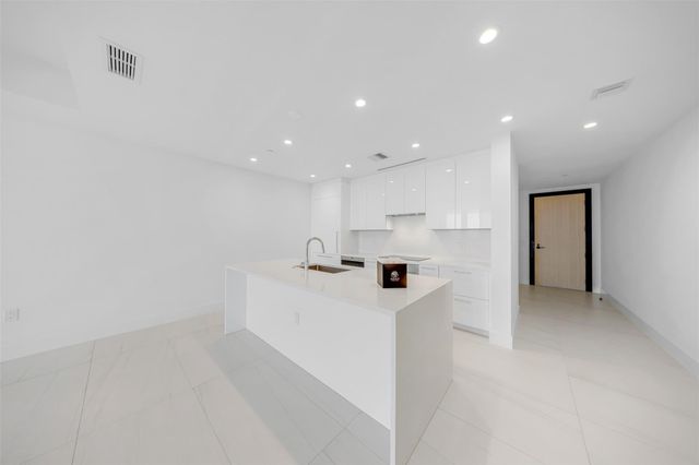 153 N Seabreeze 2503-S, Fort Lauderdale, FL 33304