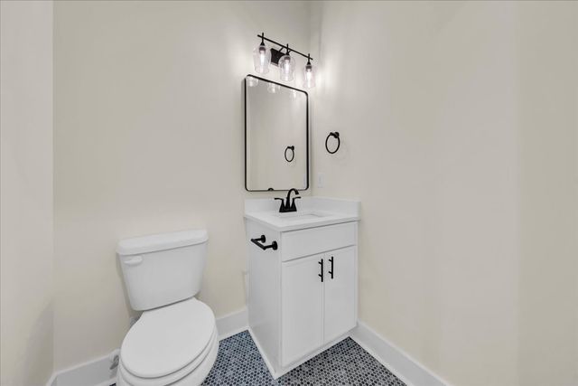83 Hickory Grove Dr, Morrison, TN 37357