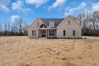 83 Hickory Grove Dr, Morrison, TN 37357