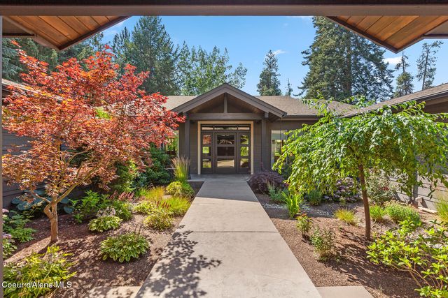 9641 N EASY ST, Hayden Lake, ID 83835