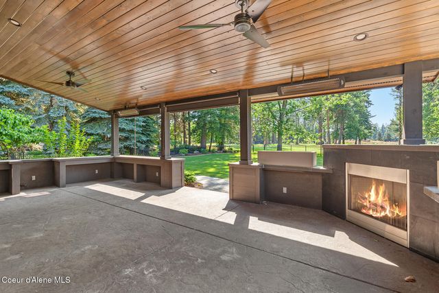 9641 N EASY ST, Hayden Lake, ID 83835