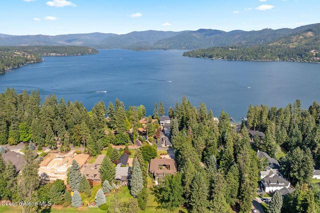 9641 N EASY ST, Hayden Lake, ID 83835