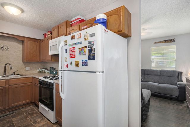 314 E Swiss Lane Court, Springfield, MO 65807